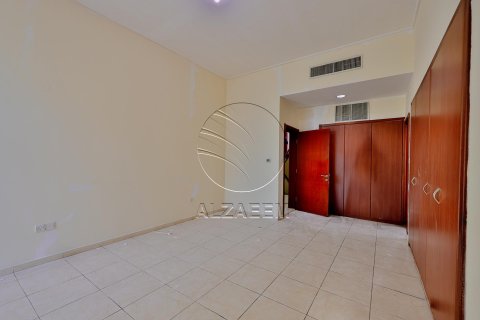 Vilë në Al Bateen, Abu Dhabi, Emiratet e Bashkuara Arabe 5 dhoma gjumi, 502 m2. № 615470 - Foto 18