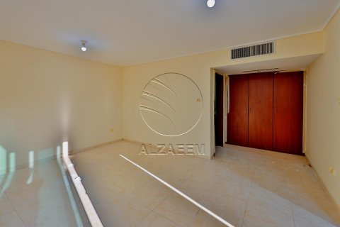Vilë në Al Bateen, Abu Dhabi, Emiratet e Bashkuara Arabe 5 dhoma gjumi, 502 m2. № 615470 - Foto 19