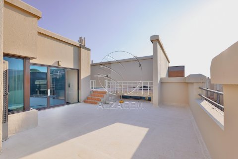 Vilë në Al Bateen, Abu Dhabi, Emiratet e Bashkuara Arabe 5 dhoma gjumi, 502 m2. № 615470 - Foto 20
