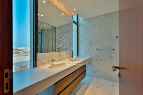 Villa para arrendamento em Abu Dhabi, EAU 4 quartos, 880 m2 № 615471 - foto 21