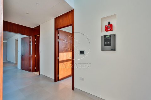 Villa para arrendamento em Abu Dhabi, EAU 4 quartos, 880 m2 № 615471 - foto 8