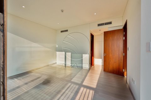 Villa para arrendamento em Abu Dhabi, EAU 4 quartos, 880 m2 № 615471 - foto 14
