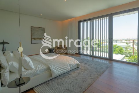 Vilë në Saadiyat Island, Abu Dhabi, Emiratet e Bashkuara Arabe 6 dhoma gjumi, 591.4 m2. № 578517 - Foto 7