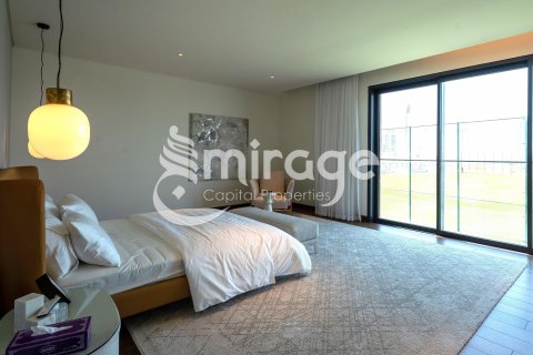 Vilë në Saadiyat Island, Abu Dhabi, Emiratet e Bashkuara Arabe 6 dhoma gjumi, 591.4 m2. № 578517 - Foto 5