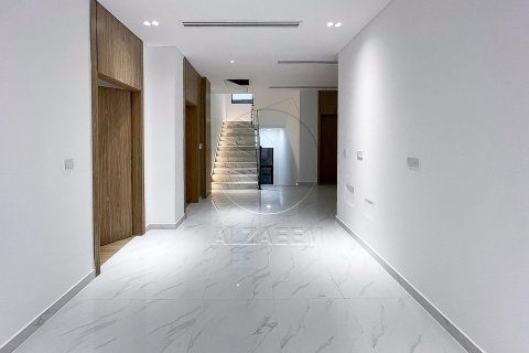 Vila v Al Shamkha, Abu Dhabi, SAE 5 ložnice, 521 m² Č.: 615697 - fotografie 5