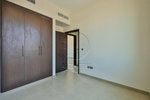 Townhouse in Khalifa City, Abu Dhabi, UAE 2 bedrooms, 123 sq.m. № 615698 - photo 17