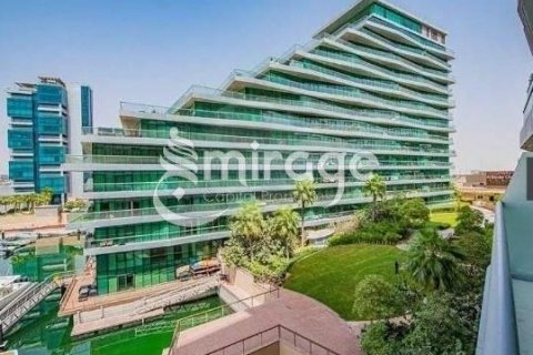 Al Raha Beach, Abu Dhabi, UAE의 임대용 아파트 침실 2개, 108.6제곱미터 번호 550176 - 사진 1