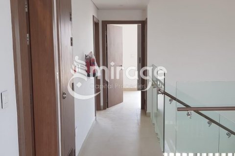Vila na Yas Island, Abu Dhabi, SAE 3 ložnice, 311.7 m² Č.: 550275 - fotografie 7