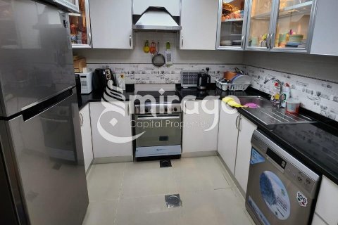 Shtëpi në qytet në Al Reef, Abu Dhabi, Emiratet e Bashkuara Arabe 3 dhoma gjumi, 174.1 m2. № 574624 - Foto 12
