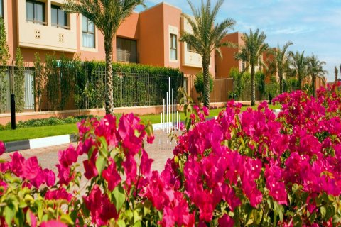 Vilë në Abu Dhabi Gate City, Emiratet e Bashkuara Arabe 4 dhoma gjumi, 297.2 m2. № 577774 - Foto 15