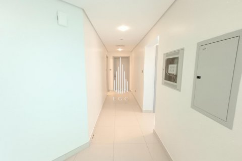 Apartament në Tourist Club Area, Abu Dhabi, Emiratet e Bashkuara Arabe 2 dhoma gjumi, 199.7 m2. № 577770 - Foto 12