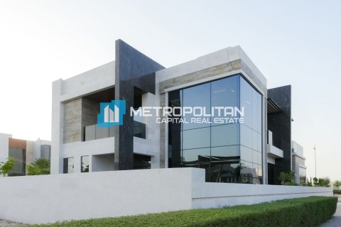 Vila na Yas Island, Abu Dhabi, SAE 4 ložnice, 550.1 m² Č.: 616283 - fotografie 27