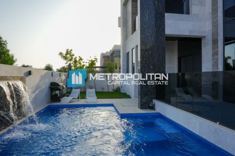 Vila na Yas Island, Abu Dhabi, SAE 4 ložnice, 550.1 m² Č.: 616283 - fotografie 1