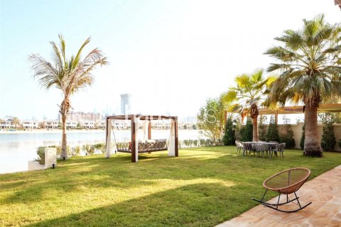 Vila v Palm Jumeirah, Dubai, SAE 6 ložnice, 1301 m² Č.: 626721 - fotografie 7