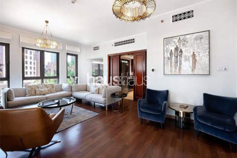 Apartament në Old Town, Dubai, Emiratet e Bashkuara Arabe 3 dhoma gjumi, 183 m2. № 626704 - Foto 4