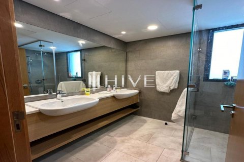Вилла Dubai Land, Дубай, БАӘ-да 3 жатын бөлмелер, 160.9 м² № 556481 - фото 8