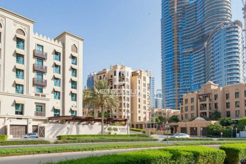 Apartment in Old Town, Dubai, UAE 1 bedroom, 90 sq.m. № 592405 - photo 6