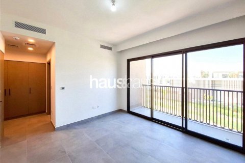 Řadový dům v Dubai Land, Dubai, SAE 4 ložnice, 216 m² Č.: 626017 - fotografie 8