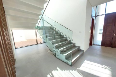 Vila v Abu Dhabi, SAE 4 ložnice, 876 m² Č.: 615807 - fotografie 8