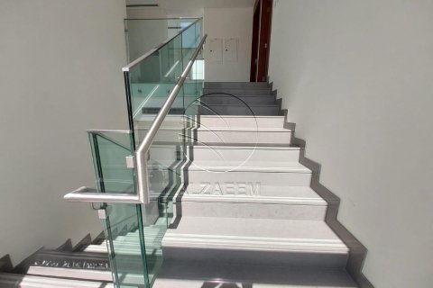 Vila v Abu Dhabi, SAE 4 ložnice, 876 m² Č.: 615807 - fotografie 9