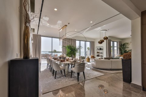 Vila di Abu Dhabi, UAE 5 bilik tidur, 454 meter persegi № 615811 - foto 3