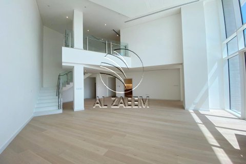 Shtëpi në qytet në Saadiyat Island, Abu Dhabi, Emiratet e Bashkuara Arabe 3 dhoma gjumi, 311 m2. № 616109 - Foto 2