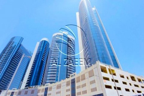 Пәтер Аль-Рим, Абу-Даби, БАӘ-да 1 жатын бөлме, 88 м² № 615453 - фото 1