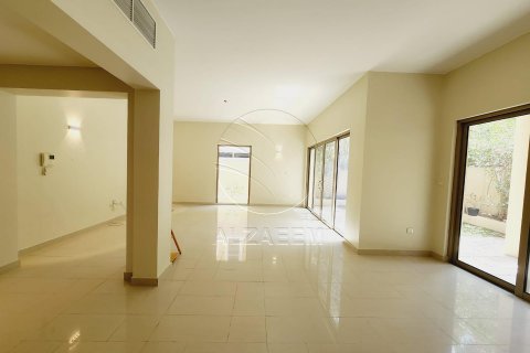 Vila v Al Raha Gardens, Abu Dhabi, SAE 3 ložnice, 253 m² Č.: 615459 - fotografie 15