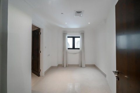 Снять в аренду квартиру в Даунтаун Дубай (Даунтаун Бурдж Дубай), ОАЭ 2 спальни, 191м2, № 616514 - фото 23