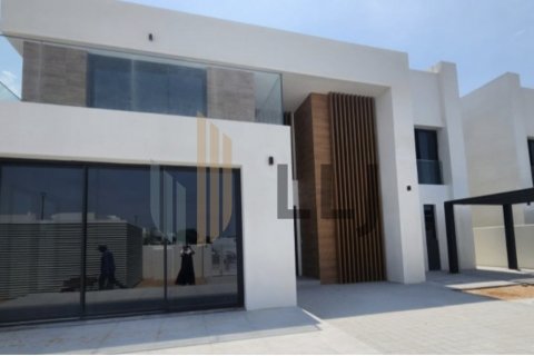 阿联酋 Abu Dhabi Saadiyat Island 待租 : 5 卧, 614.1 平方米 , 编号596683 - 照片 2