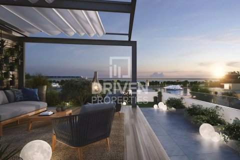 Land in Dubai, UAE 784 sq.m. № 602728 - photo 16