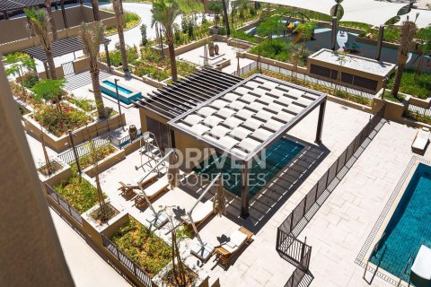 Apartment in Umm Suqeim, Dubai, UAE 3 bedrooms, 179 sq.m. № 602730 - photo 8