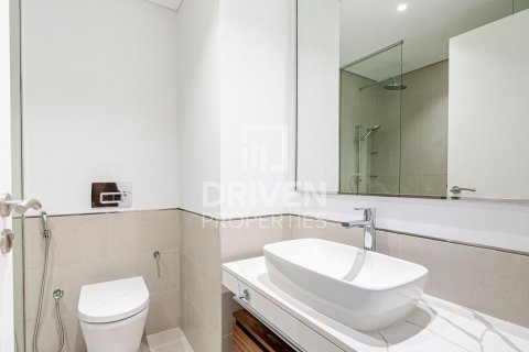 Apartment in Umm Suqeim, Dubai, UAE 3 bedrooms, 179 sq.m. № 602730 - photo 17
