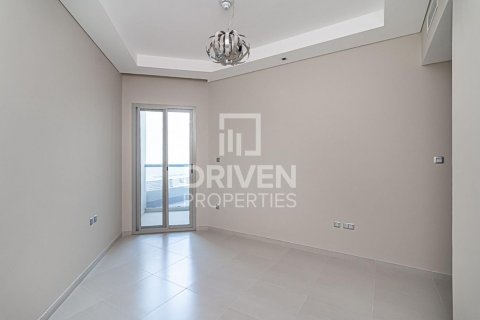 Apartment in Umm Al Sheif, Dubai, UAE 2 bedrooms, 120 sq.m. № 603730 - photo 6