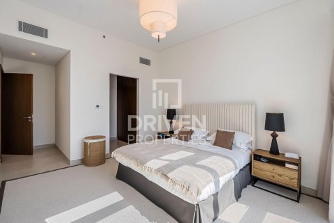 Apartment in Al Wasl, Dubai, UAE 2 bedrooms, 135 sq.m. № 603731 - photo 3