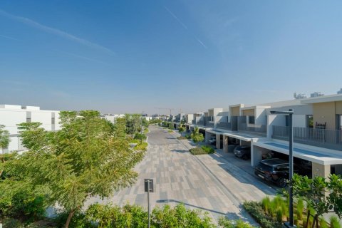 Вилла Tilal Al Ghaf, Дубай, БАӘ-да 4 жатын бөлмелер, 241 м² № 619788 - фото 17