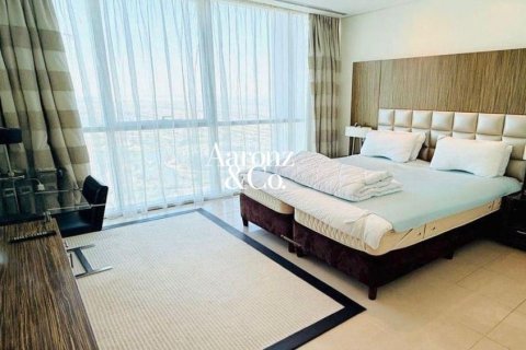 דירה ב Jumeirah Lake Towers, Dubai, איחוד האמירויות 2 חדרי שינה, 120 מ