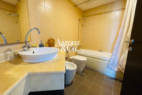 Huoneisto Dubai Marina, Arabiemiraatit 2 makuuhuonetta, 111 m2 № 711053 - kuva 9