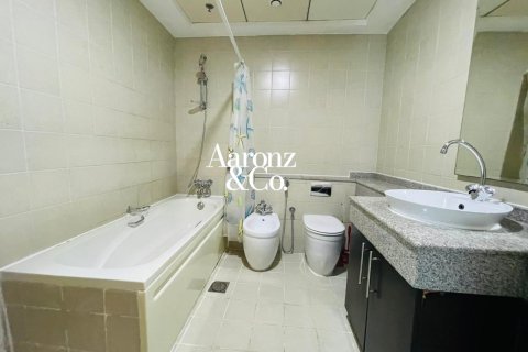 Huoneisto Dubai Marina, Arabiemiraatit 2 makuuhuonetta, 111 m2 № 711053 - kuva 12