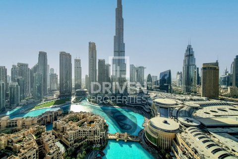 Apartment in Downtown Dubai (Downtown Burj Dubai), UAE 2 bedrooms, 172 sq.m. № 602074 - photo 1