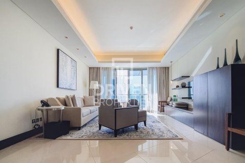 Apartment in Downtown Dubai (Downtown Burj Dubai), UAE 2 bedrooms, 172 sq.m. № 602074 - photo 4