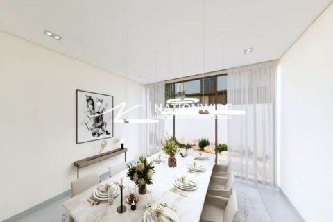 Villa in Abu Dhabi, UAE 6 bedrooms, 590 sq.m. № 619119 - photo 8