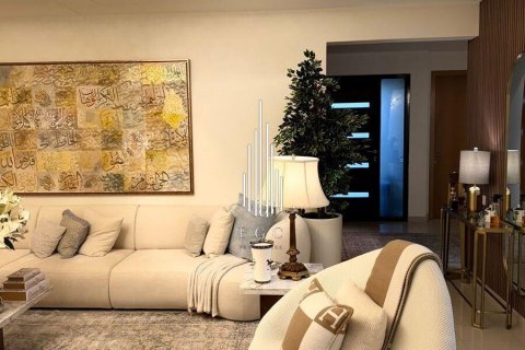 Villa in Khalifa City, Abu Dhabi, UAE 4 bedrooms, 324.3 sq.m. № 547217 - photo 17