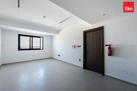 Bangunan di Wadi Al Safa 2, Dubai, UAE 930.5 meter persegi № 624712 - foto 25