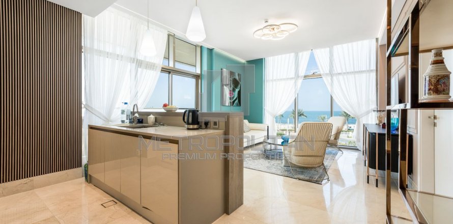 Apartament në Palm Jumeirah, Dubai, Emiratet e Bashkuara Arabe 1 dhomë gjumi, 94 m2. № 591932