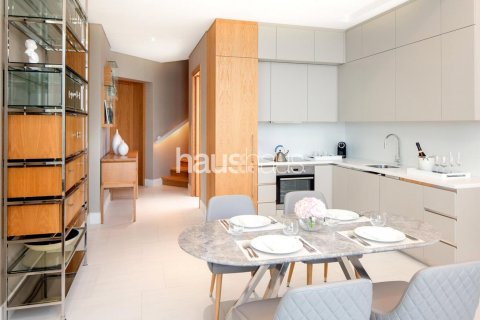 Üürile anda dupleks asukohaga Business Bay, Dubai, AÜE: 1 magamistoaga, 105 m² Nr 627043 - pilt 2