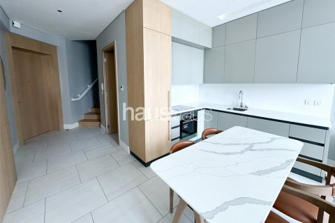 Üürile anda dupleks asukohaga Business Bay, Dubai, AÜE: 1 magamistoaga, 109 m² Nr 627044 - pilt 4