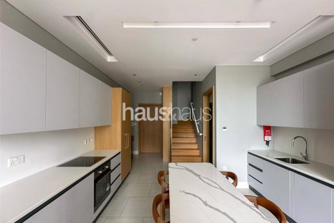 Üürile anda dupleks asukohaga Business Bay, Dubai, AÜE: 1 magamistoaga, 102 m² Nr 627045 - pilt 3
