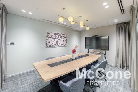 Kancelář v Sheikh Zayed Road, Dubai, SAE 212 m² Č.: 586852 - fotografie 12
