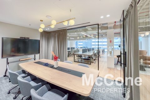 Kancelář v Sheikh Zayed Road, Dubai, SAE 212 m² Č.: 586852 - fotografie 13